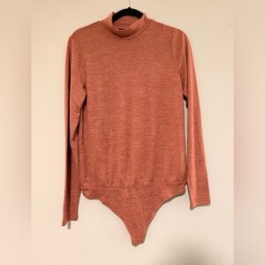 Abercrombie & Fitch Cozy Mock Neck Bodysuit in Rust - Size L